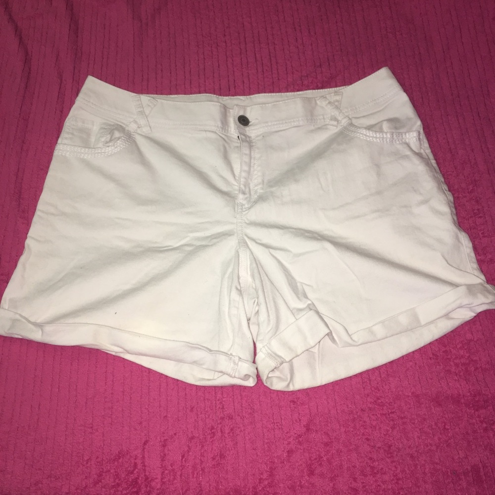 White Lane Bryant shorts